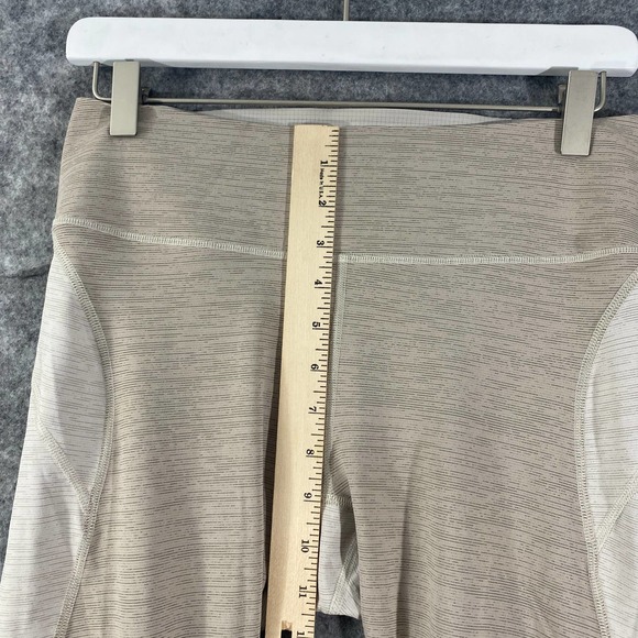 Outdoor Voices Leggings Medium Beige 2-Tone High Rise Cropped Capri Knee Cap - Picture 8 of 12